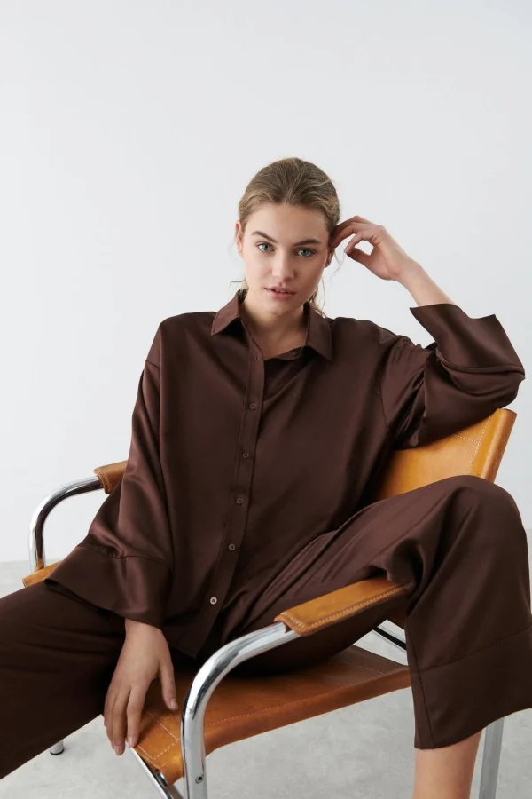 Gina Tricot Hanna Oversized Shirt Brown fashion pas cher 1