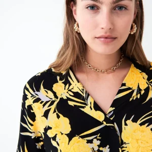 en promotion Gina Tricot Disa Resort Shirt Pale Yellow Flo 6