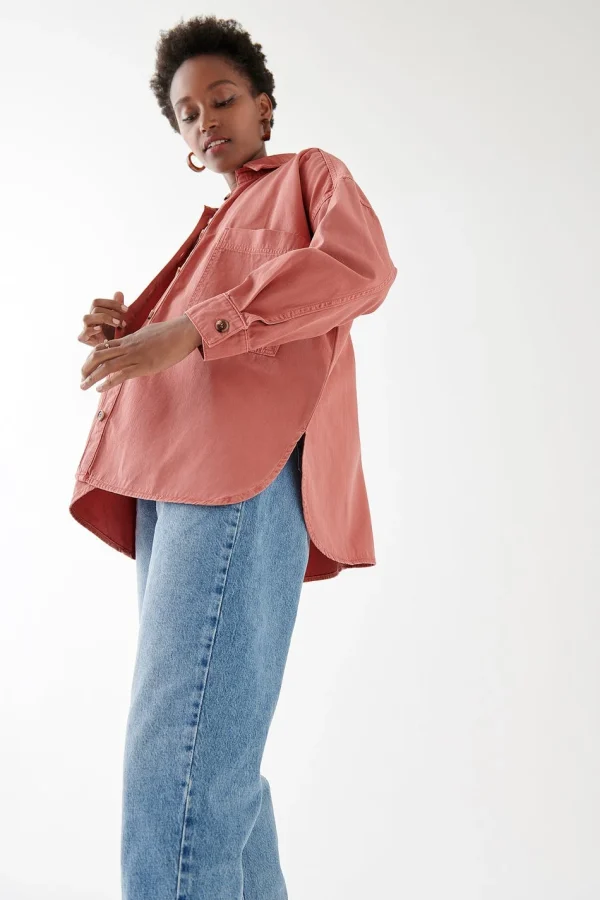 Gina Tricot Oversized Denim Shirt Rusty Rose styles dernier cri 3